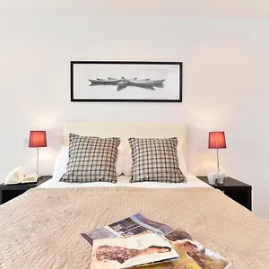 https://shoreditch-london-apartments.brighton-hotels-england.com