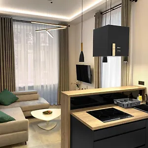 https://starowilna-41-43-by-pi-apartments.krakowhotelspoland.com