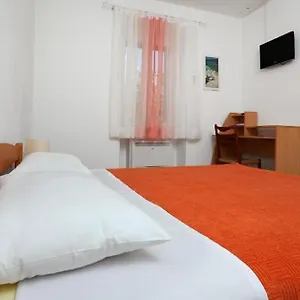 https://apartman-bacvice-1.splithotels.org